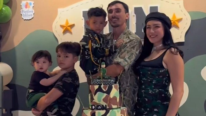 Momen Ultah Don Anak Kedua Jessica Iskandar