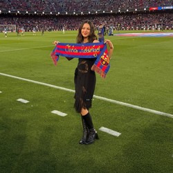 Olivia Rodrigo Jadi Sorotan di Markas Barcelona