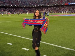 Olivia Rodrigo Jadi Sorotan di Markas Barcelona