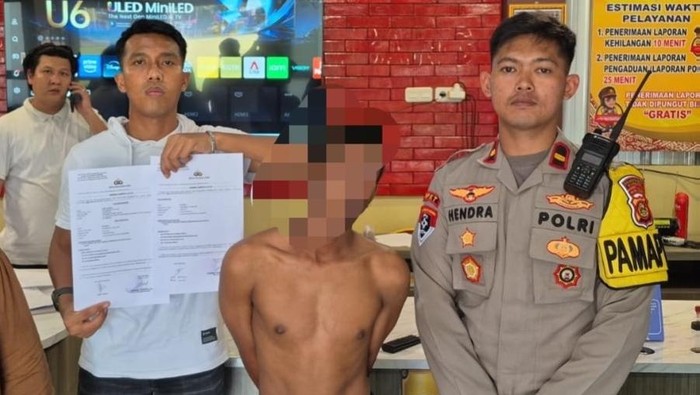 Pelaku pencabulan anak di bawah umur saat diserahkan Polrestabes Palembang