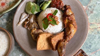 Pesta Kebun: Nasi Tempong hingga Oseng Sapi Juara di Tengah 'Kebun' Cantik