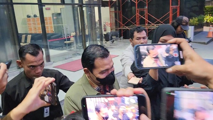 Plt Wali Kota Madiun Bagus Panuntun