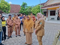 Bupati Ipuk Gandeng PT BSI Renovasi Sekolah Dasar di Pesanggaran