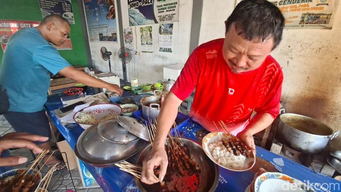 Sate Kambing Sor Nongko Khas Nganjuk