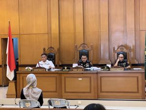 Video Keluarga Kacab Bank Kecewa Tuntutan ke 3 Terdakwa Kurang Maksimal
