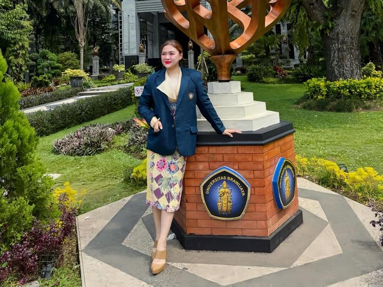 Vicky Shu Lanjut S2, Belajar Wawasan Pertahanan Nasional