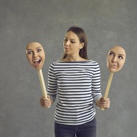 9 Tanda Narcissistic Personality Disorder, NPD Beda dengan Sekadar Narsis