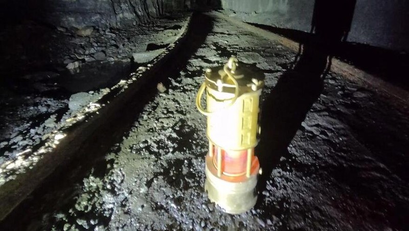 Daftar pekerjaan ekstrem ini bertaruh nyawa di tengah peluru, kegelapan laut dalam, hingga ancaman tambang runtuh. BoredPanda