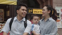 Potret Aaliyah Massaid Liburan ke Jepang Sambil Momong Anak, Tetap Stylish