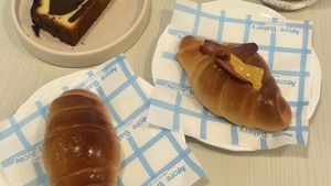 Video: Ada Salt Bread Enak di Kafe Homey dan Mungil Bandung