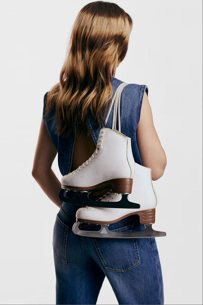 Alysa Liu Alysa Liu jadi house ambassador terbaru Louis Vuitton.