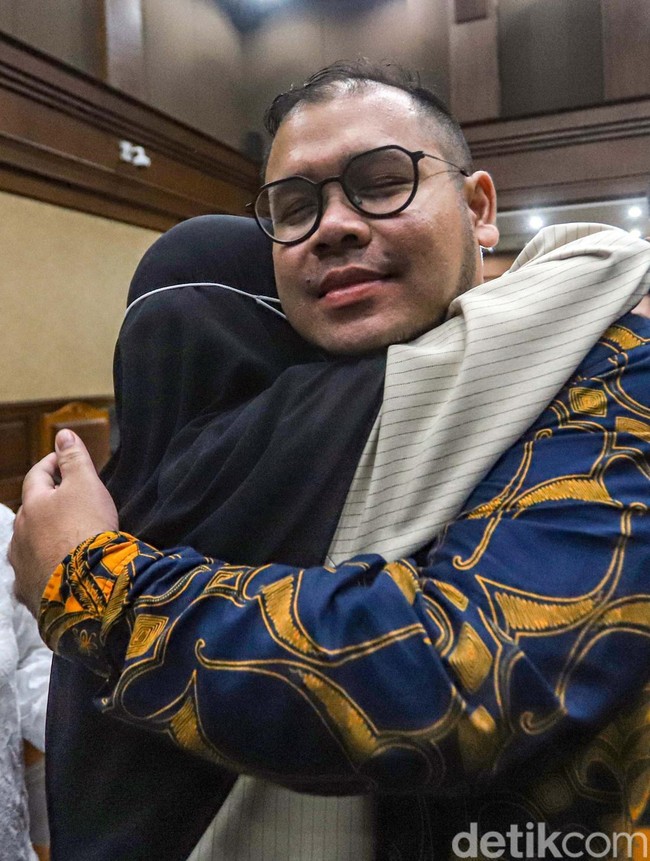 Ibam Divonis 4 Tahun Penjara di Kasus Korupsi Chromebook