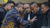 Hakim Perintahkan Ibam Eks Konsultan Nadiem Ditahan, Jalani Vonis 4 Tahun Bui
