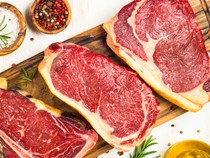 Tips Mengolah Daging Kurban agar Tak Bau Amis & Empuk saat di Masak