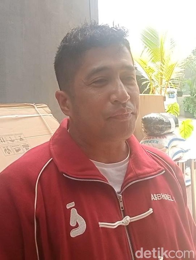 Irfan Hakim Klarifikasi Penjualan Kaus Bertema Karhutla Bukan Cari Keuntungan