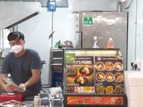 Jual Nasi Lemak Rp 95 Ribu, Pedagang Ini Ternyata Tetap Sulit Untung
