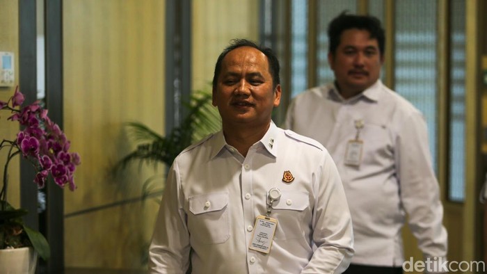 Kejaksaan Agung Republik Indonesia resmi menetapkan Direktur Utama PT Toshida Indonesia, Laode Sinarwan Oda, sebagai tersangka dalam kasus dugaan suap terkait tata kelola pertambangan nikel di Sulawesi Tenggara.