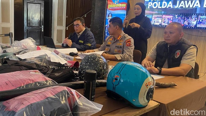 Konferensi pers di Mapolda Jabar