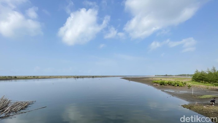 Pantai Karang Tirta Pangandaran