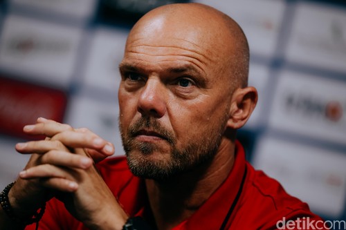 Pelatih Bali United, Johnny Jansen.
