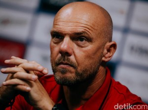 Masa Depan Johnny Jansen di Bali United Masih Tanda Tanya