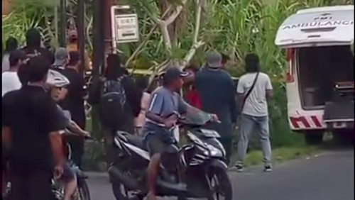 Penemuan jasad membusuk di lahan kosong Banjar Cabe, Desa Darmasaba, Badung, Selasa (12/5/2026). (Istimewa)