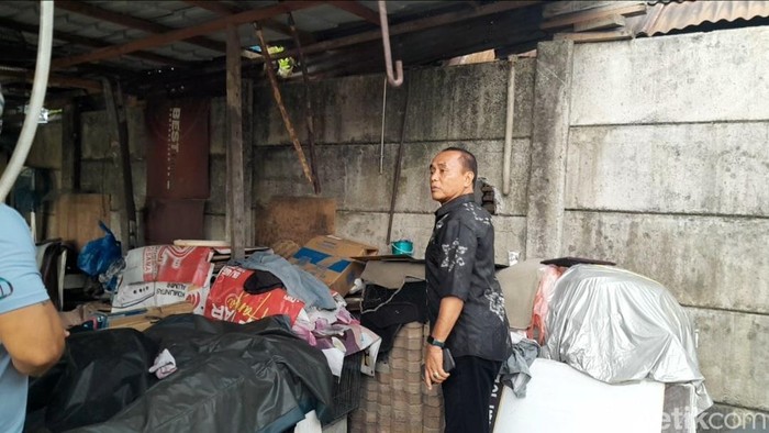 Rumah yang viral ditembok beton di Medan. (Rechtin Hani Ritonga/detikSumut)