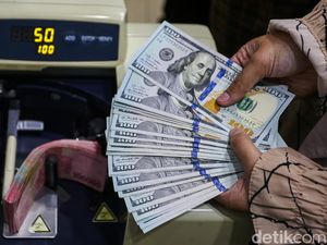 Dolar AS Hari Ini Menguat ke Rp 17.646