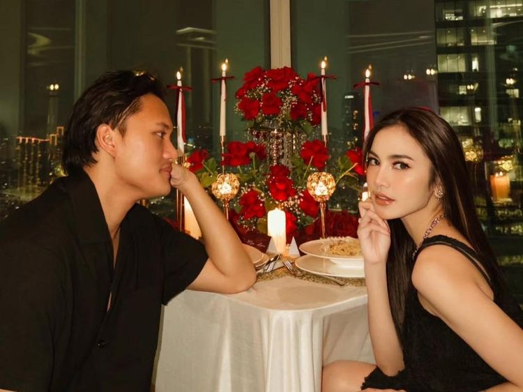 So Sweet! Rizky Febian dan Mahalini Dinner Romantis hingga Kulineran Seru