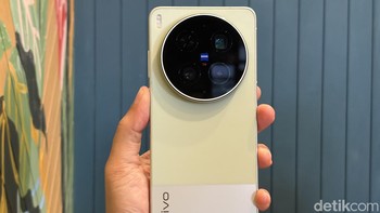 Vivo X300 Ultra menempati peringkat empat dengan skor 3.964.767. Foto: Adi FR/detikINET