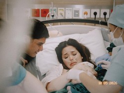 Momen Haru Perjuangan Alyssa Daguise Melahirkan Normal di Hari Ibu