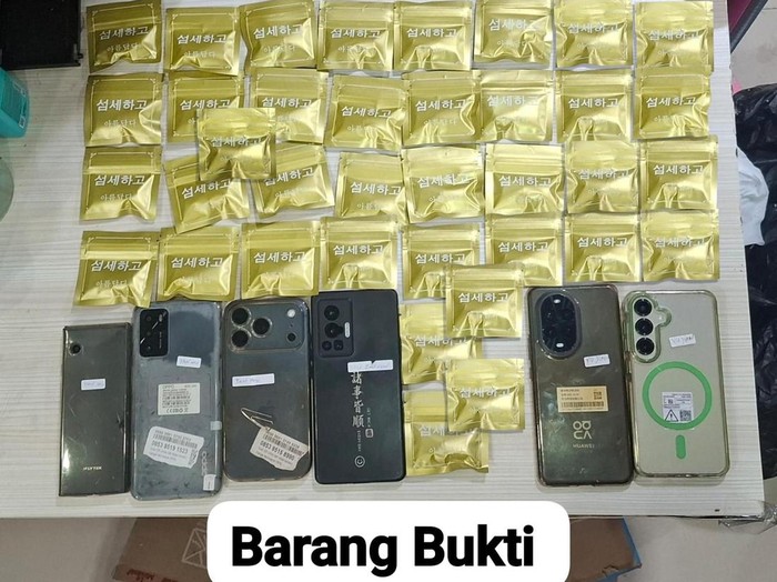 Barang bukti cairan narkoba pada vape yang disita dari 4 WN China di Jakut (dok.istimewa)