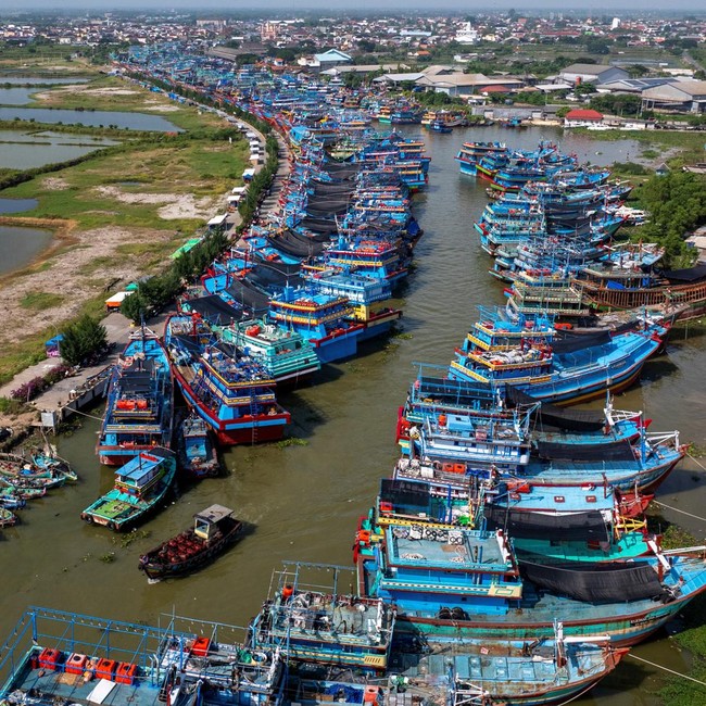 Biaya Solar Melambung, Kapal Nelayan Banyak Bersandar