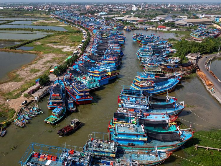 Biaya Solar Melambung, Kapal Nelayan Banyak Bersandar