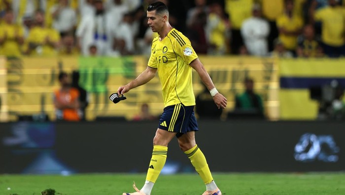 Reaksi Ronaldo Usai Al Nassr Kalah di Final AFC Champions League 2