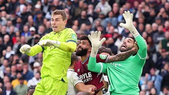 PGMOL: Wasit Sudah Tepat Batalkan Gol West Ham Lawan Arsenal