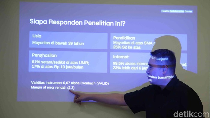 EDUKASI BAHAYA SWADIAGNOSTIK MEDIS Fenomena swadiagnostik medis kini semakin marak di tengah masyarakat seiring mudahnya akses informasi kesehatan melalui media sosial dan internet. Banyak orang mencoba menebak penyakit yang dialami hanya berdasarkan gejala yang dirasakan, kemudian membandingkannya dengan informasi dari video pendek, artikel, maupun pengalaman orang lain di dunia maya. Kondisi ini dinilai berbahaya karena dapat menimbulkan kesalahan penanganan terhadap penyakit yang sebenarnya membutuhkan pemeriksaan medis lebih lanjut.