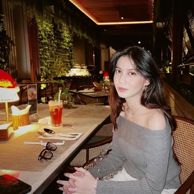 Potret Gisellma Firmansyah, Aktris Cantik yang Hobi Hangout di Kafe