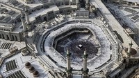 Aktivitas ibadah di kawasan Masjidil Haram kian ramai seiring kedatangan jemaah haji dari berbagai negara. ANTARA FOTO/Citro Atmoko