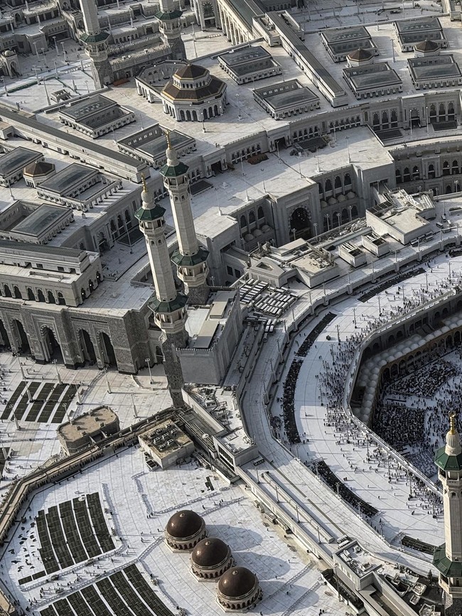 Potret Jemaah Haji Mulai Padati Masjidil Haram