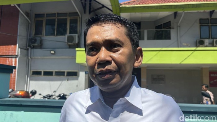Kepala Dinas Kesehatan (Dinkes) Jatim dr Erwin Ashta Triyono.