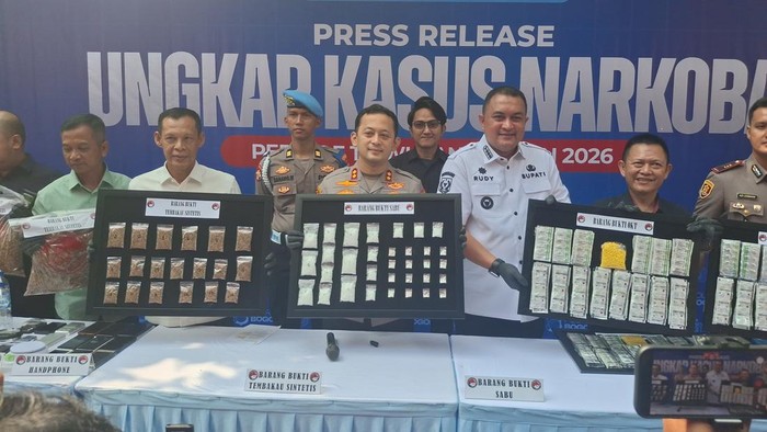 Konferensi pers pengungkapan kasus narkoba di Polres Bogor (Sholihin/detikcom)