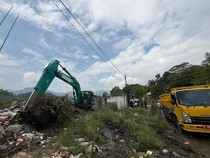 Picu Serangan Nyamuk, Eceng Gondok di Waduk Saguling Dibasmi