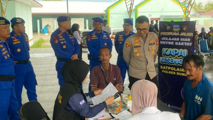 Kapolres saat mengecek langsung Program Jalur Polres Dumai