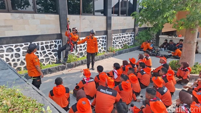 Pramuka Kota Kediri Gembleng Brigade Penolong