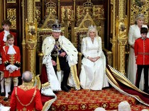Raja Charles III dan Ratu Camilla Hadiri Pembukaan Parlemen Inggris