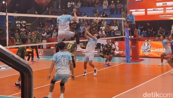 Laga antara Pasundan vs Semarang Bank Jateng di GOR Samapta, Semarang, Rabu (13/5/2026).