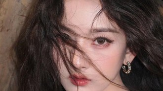 Potret Aktris China di Balik Layar Jadi Viral, Foto Tanpa Edit Bikin Khawatir