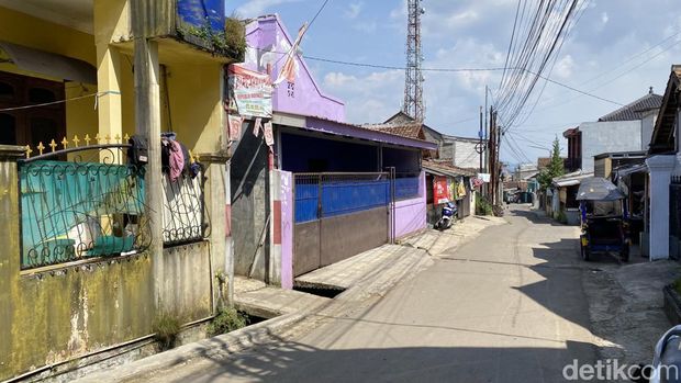 TKP pria mematung berdiam-diam di Sukabumi