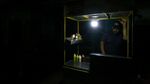 Krisis Listrik Paksa Warga Bertahan dalam Gelap